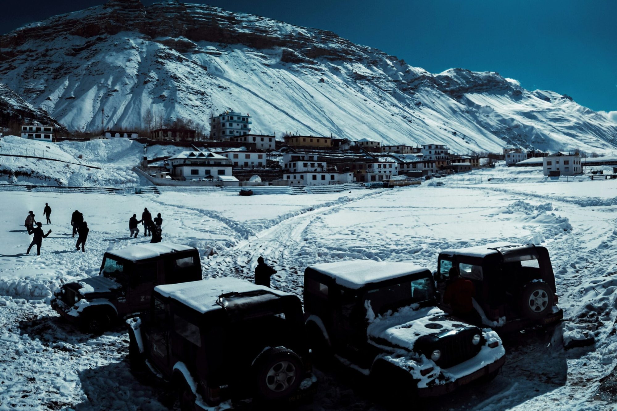 joel-johnson-rJz4GCBHPr8-unsplash